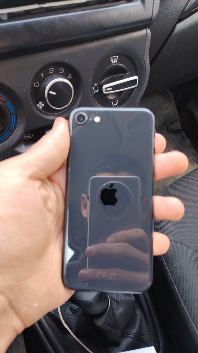 IPhone se 128 гб