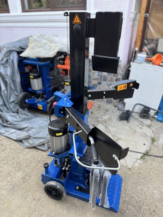 Despicator de lemne 14T Trifazat  scheppach