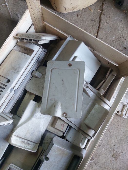 Grila aer condiționat unitate exterioara si capace plastic electric/ro