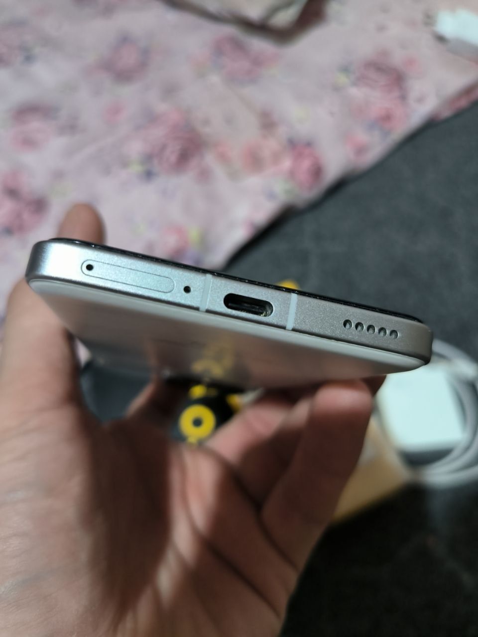 POCO F6 pro 12/256 sotiladi holati ideal