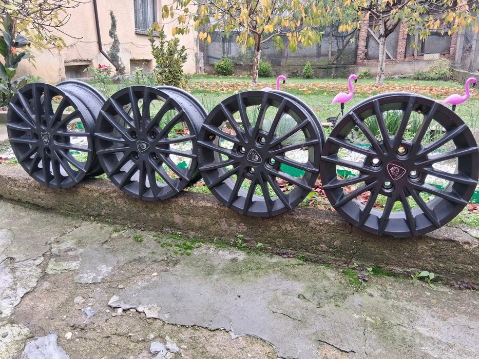 Джанти за лек автомобил