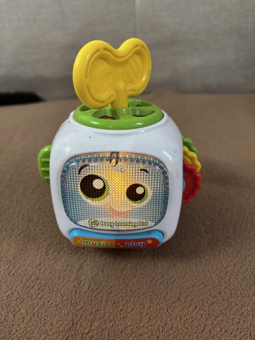 Robotel vorbitor( engleza)