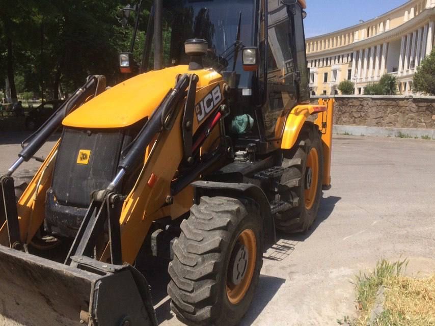 Продается мини экскаватор JCB 2018 г