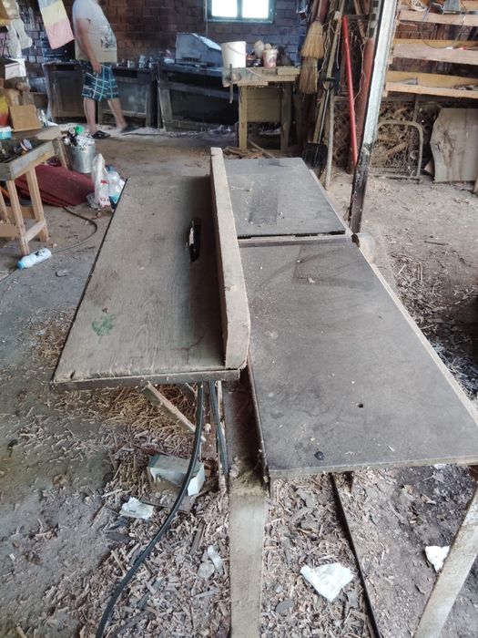 Vând mașină de ghiluit