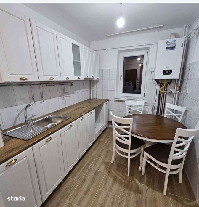 Apartament 3 camere Insula Medicină Spital 2/4 centrală