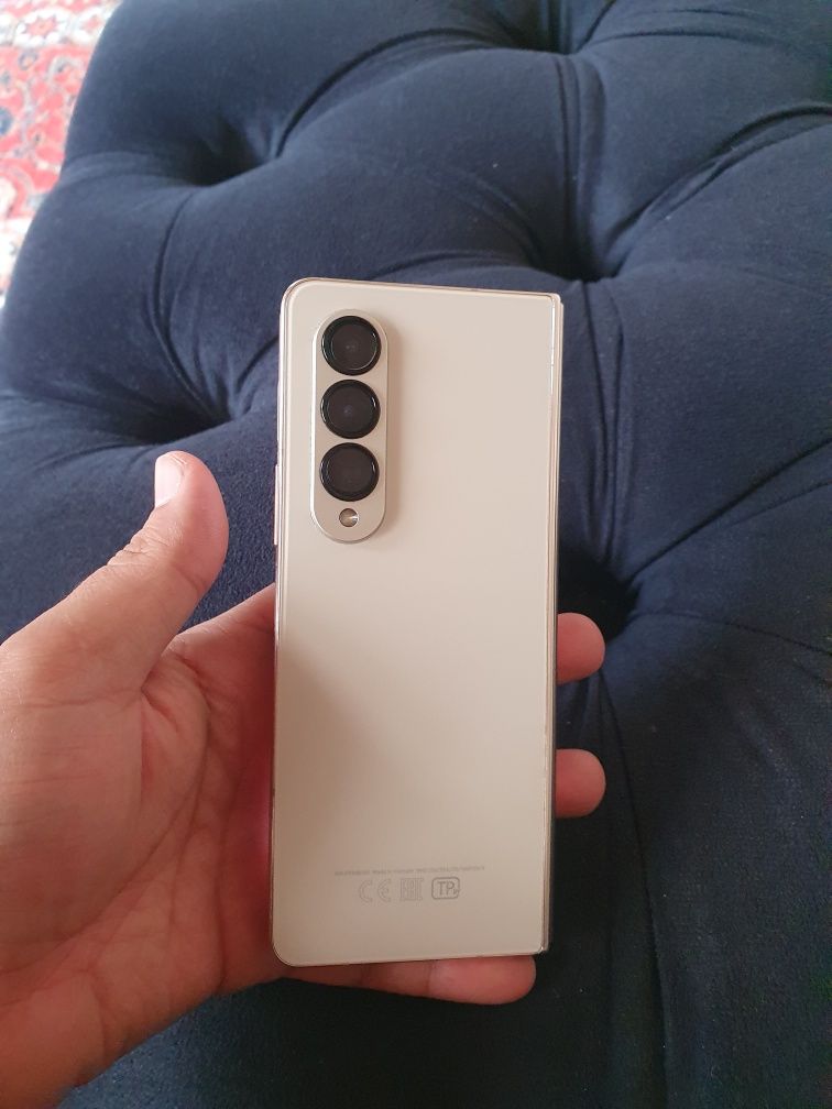 Z Fold 4 samsung
