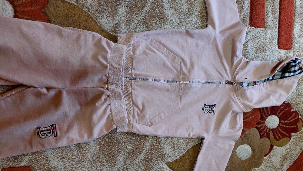 trening copii crem/jacheta piele sau împreună la.pretul de 110 lei!!!