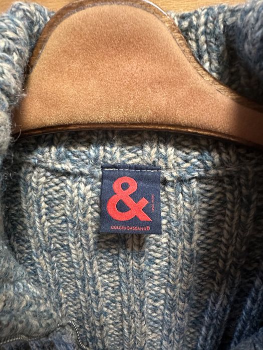 pulover  DOLCE & GABBANA original deosebit