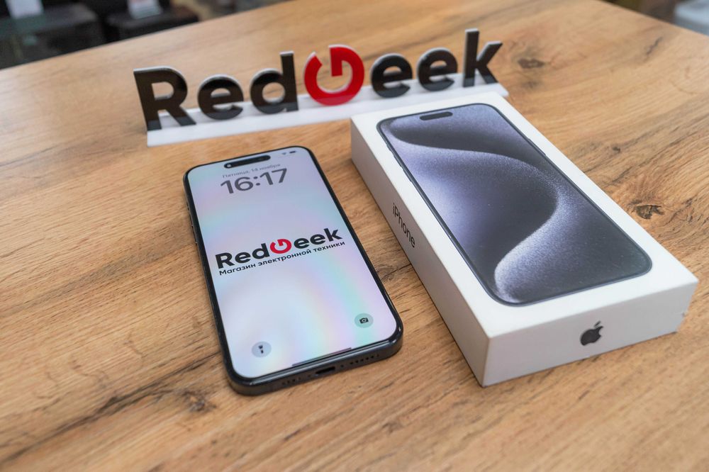 iPhone 15 Pro Max  256GB Магазин Red Geek
