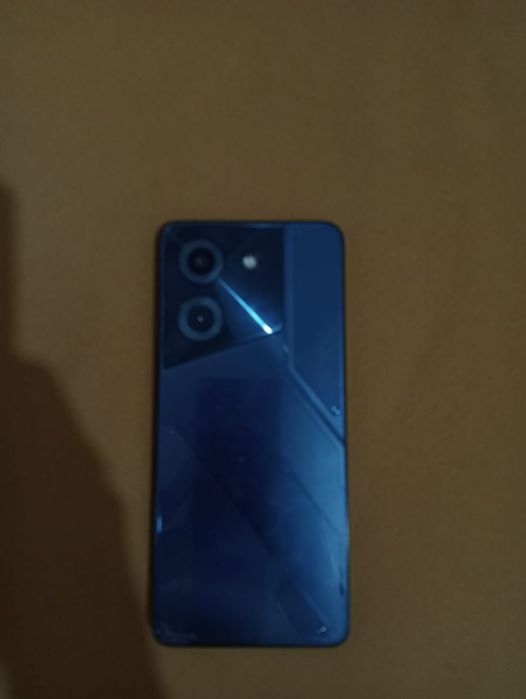 Срочно продам  Techno Pova 5