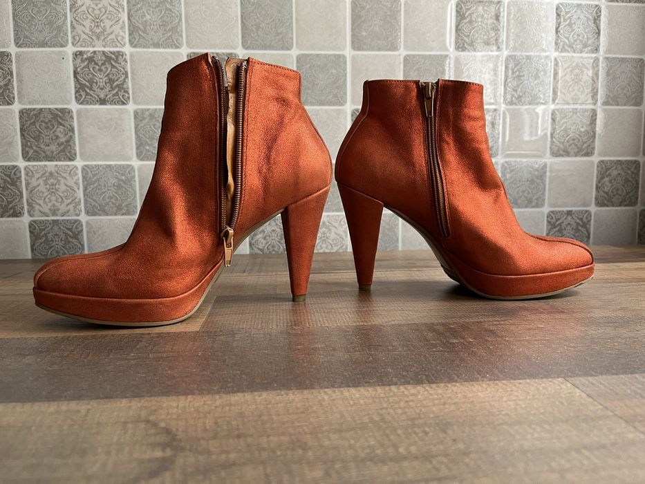 Botine din piele moale, coniac-portocalii, cu platforma