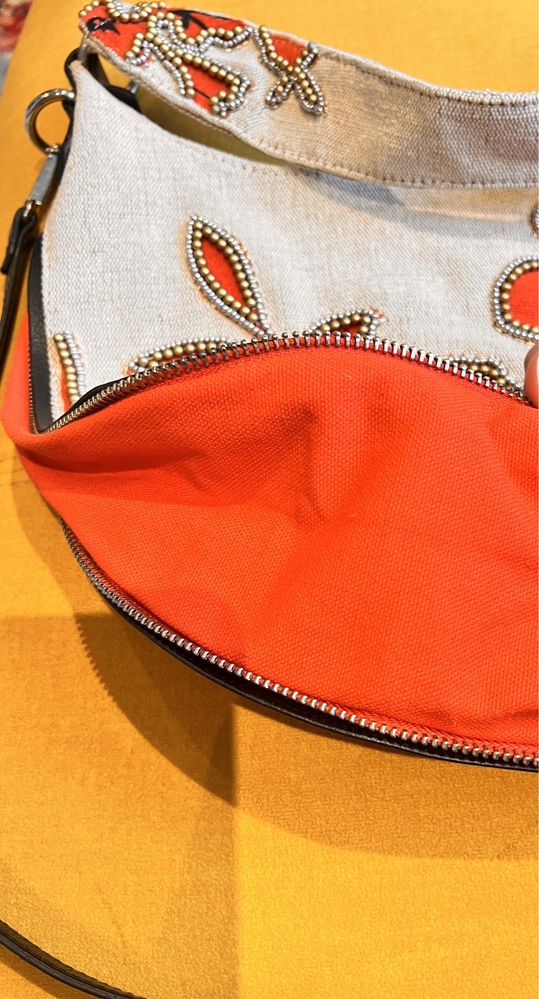 Чанта на марката Desigual
