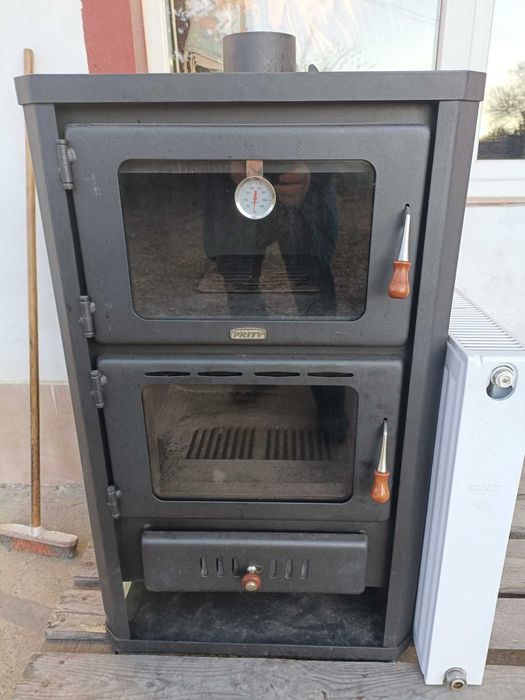 Vand termosemineu 16 kw aproape nou.