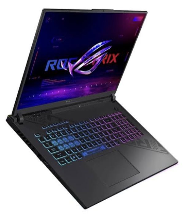 Лаптоп ASUS ROG Strix G16