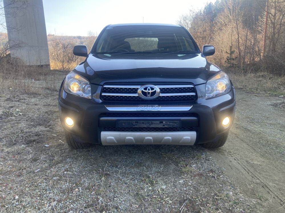 Тойота Рав4 /Toyota Rav4 2.2D-CAT 177кс /2007г/ НА ЧАСТИ