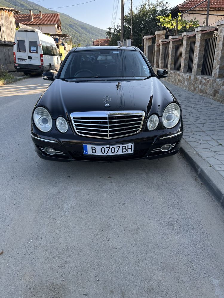 Mercedes benz w211