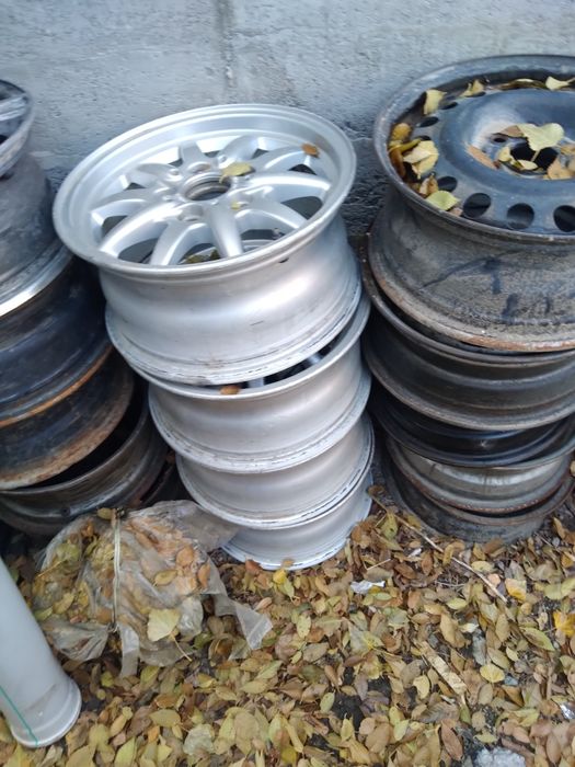 Прдам диски R 15 BMW