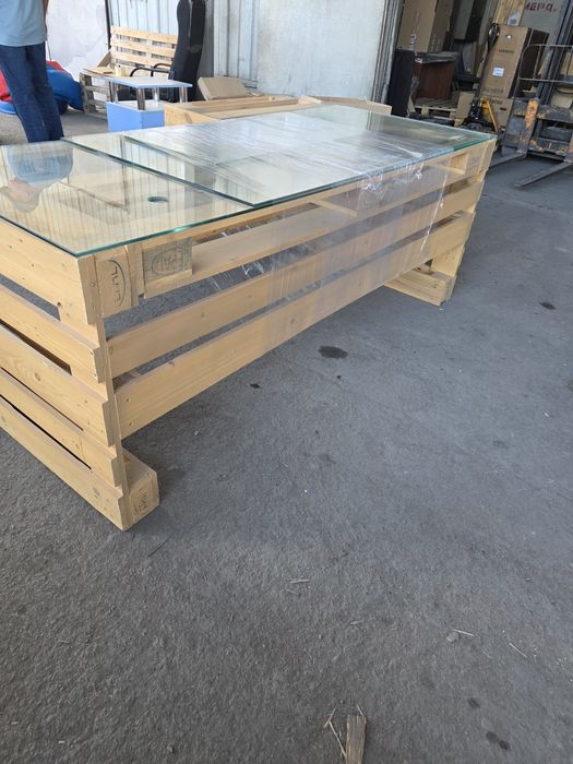 Стол ручной работы