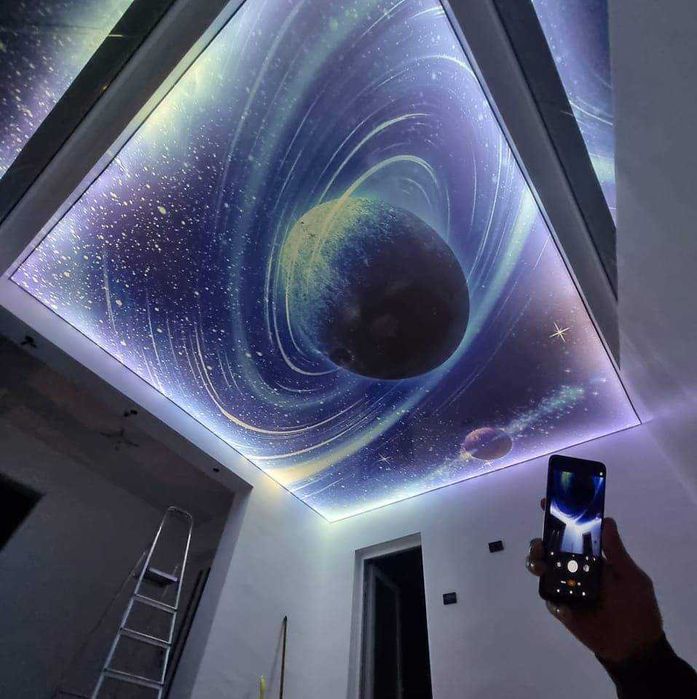 Tavan cer instelat din fibra optica