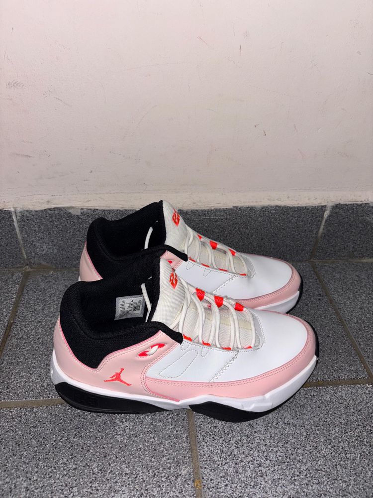 Vand jordan Max Aura Marimea 40