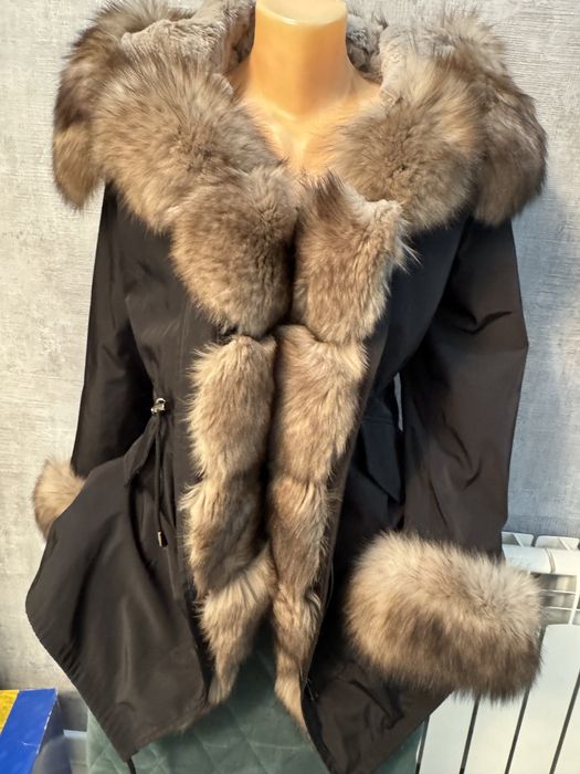 Продам парку 42-44 размер