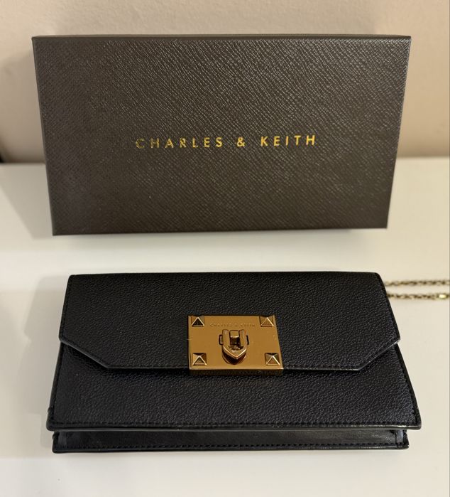 Сумка клатч Charles&Keith