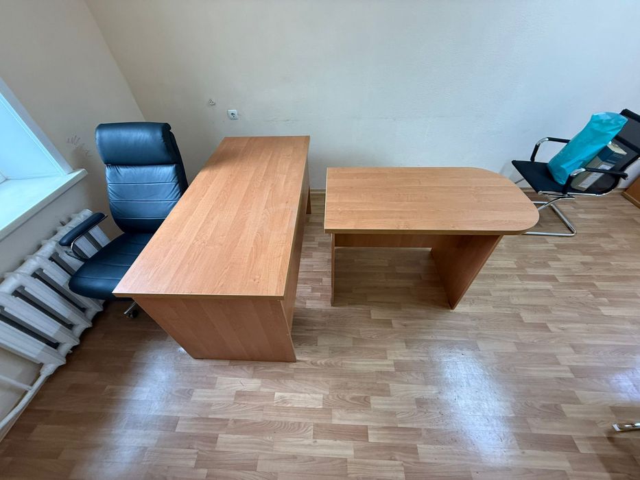 Продам офисную мебель срочно