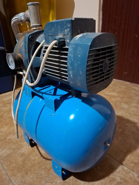 Vând hidrofor Pedrollo