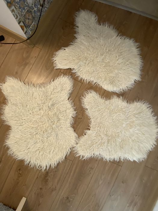 Пухкави килимчета и калъфи за възглавници