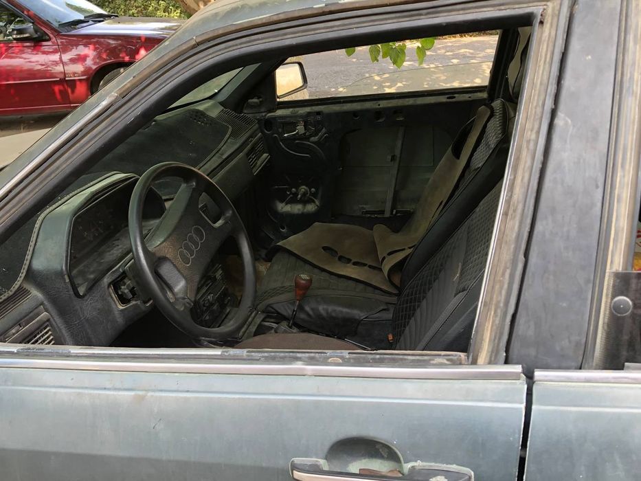Audi 100 na xadu