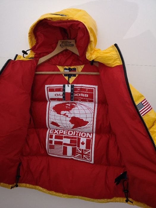 Tommy Hilfiger Jeans Outdoors Expedition Geaca puf Puffer galbena noua