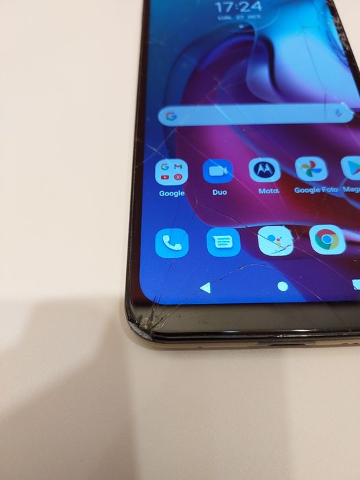Smartphone Motorola G30, dual sim,128GB, 4G.Functional. Citiți anunțul