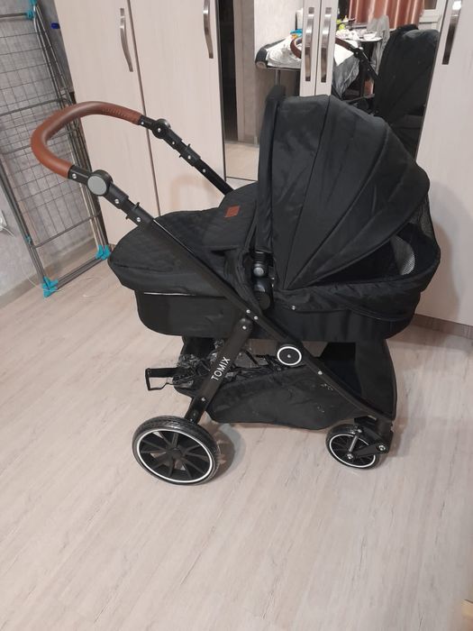 Коляска Tomix Aura 2в 1