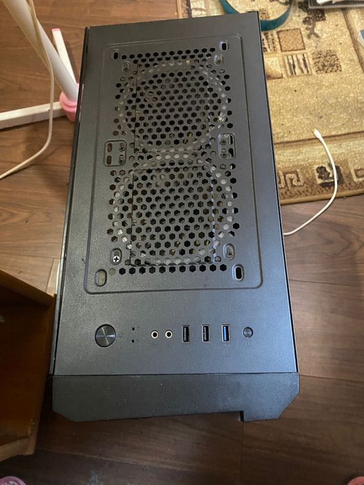 PC Gaming / Work – i5-9400F, GTX 1660, 16GB RAM, - Stare impecabila