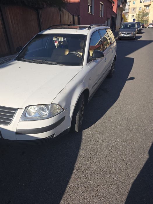 Vând Volkswagen passat