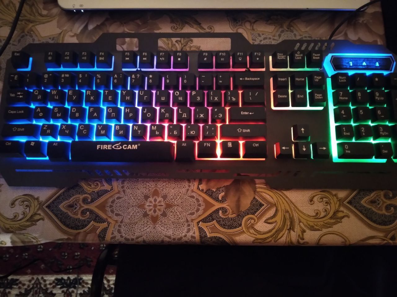 Klaviatura rgb .