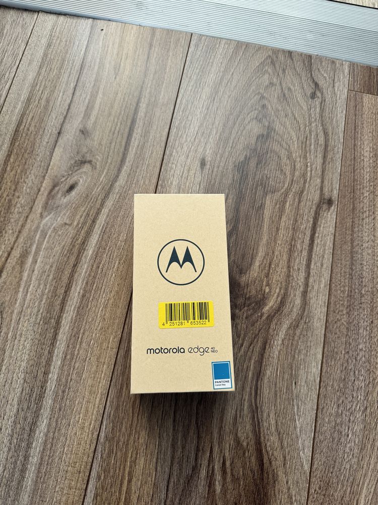 Motorola Edge 40 Neo - 256/12GB - Nou - Sigilat