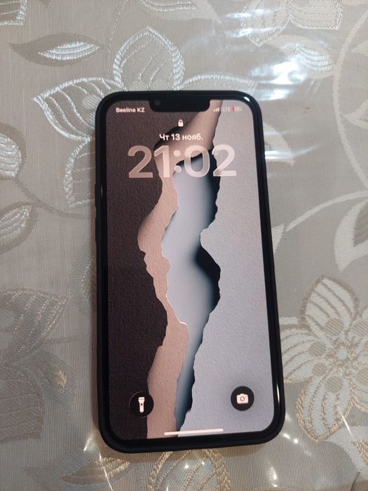 Продам iphone 13
