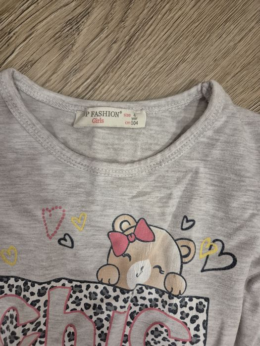 Детски рокли  размер 104 много запазени