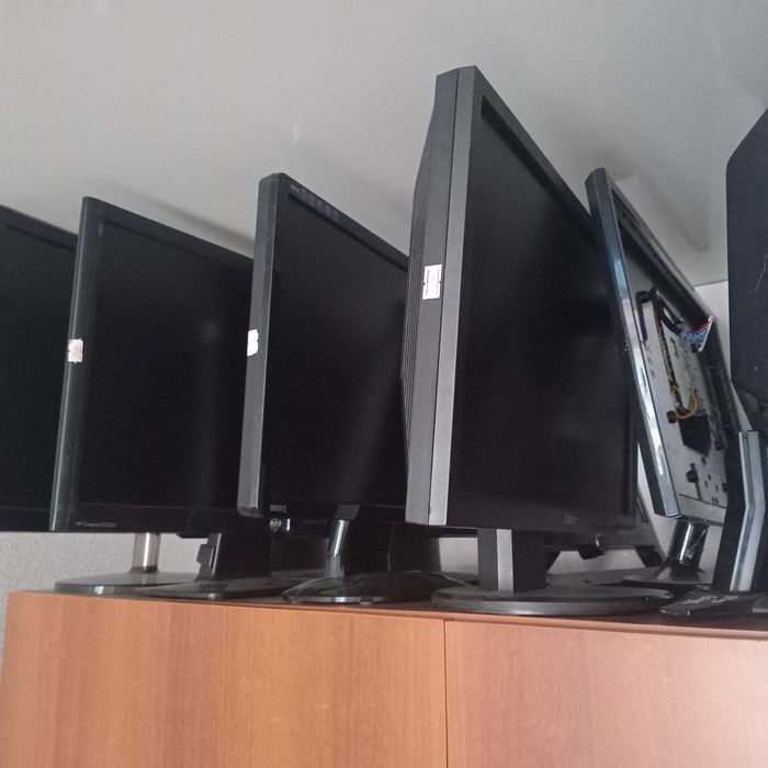 Мониторы нерабочие 19"-24", рабочие платы к мониторам