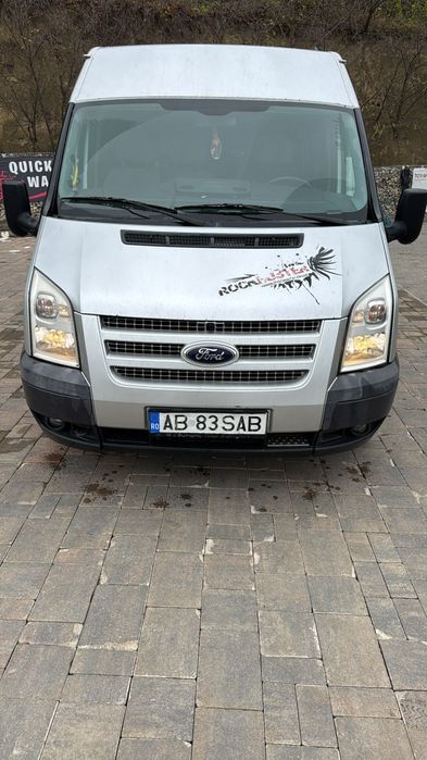 Vând Ford Transit