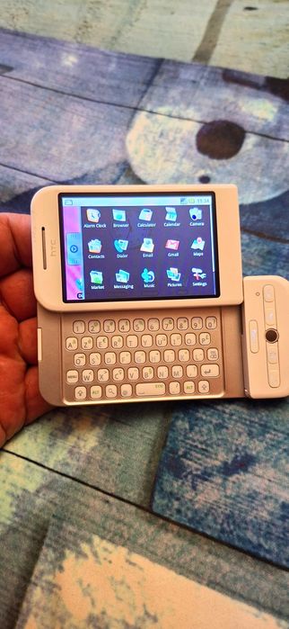 HTC Dream ( G1) ( decodat, frumos)