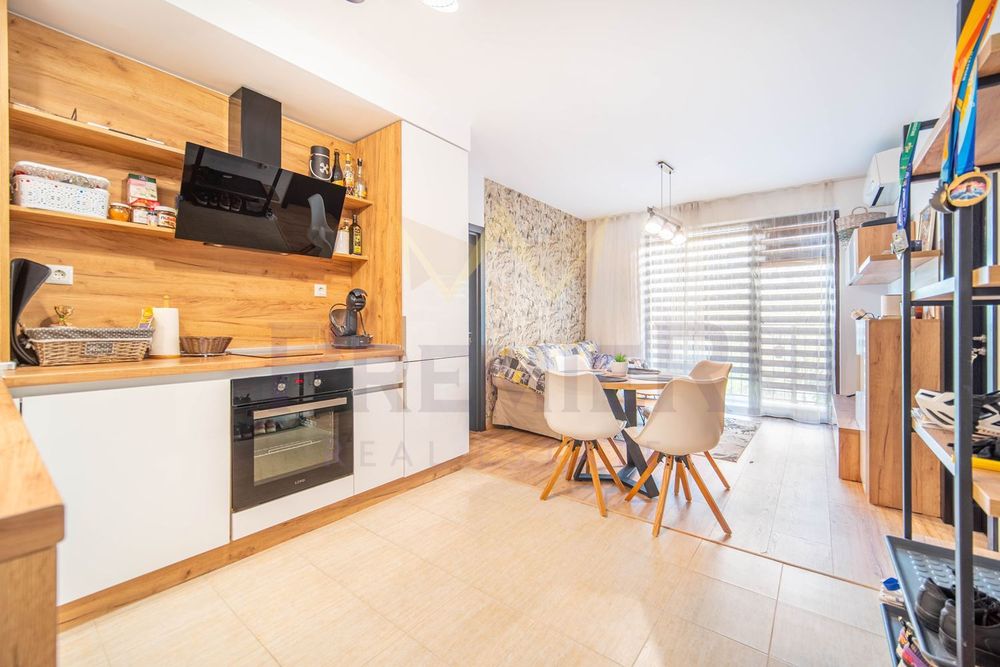 3-стаен в Варна-Лятно кино Тракия площ 76 цена 185000