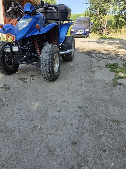 Vand atv 250 cu acte