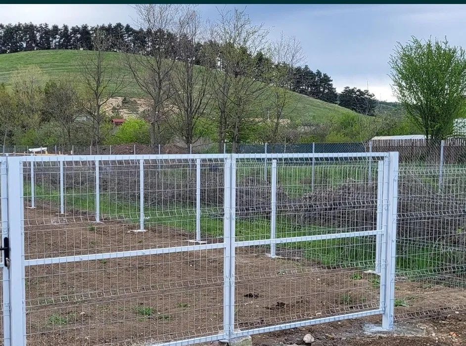 Executam garduri si porti plasa bordurata sipca metalica bca