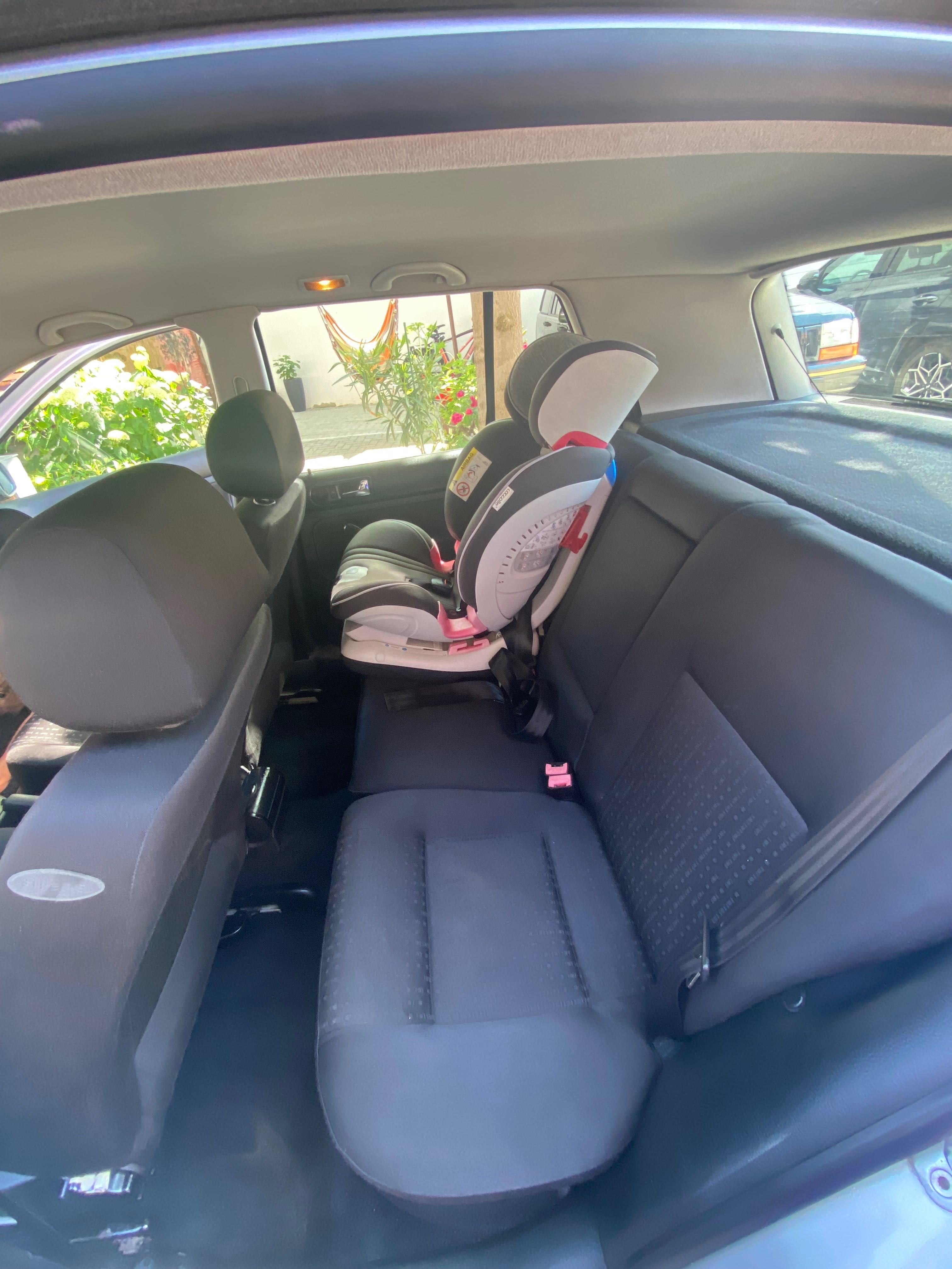 Volkswagen Golf 4 benzină