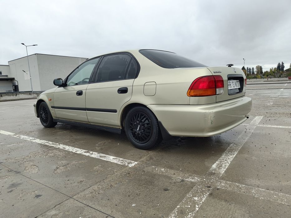 Honda Civic 1.4i