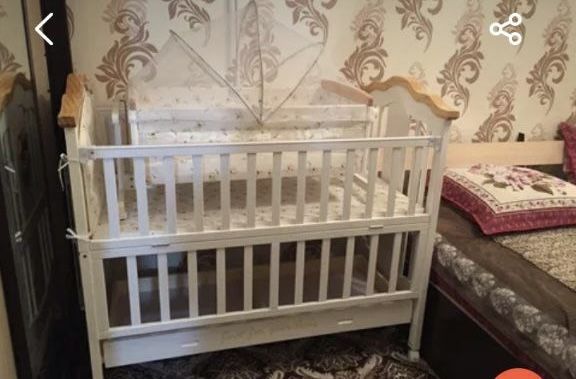 Кроватка детская с матрасом идеал