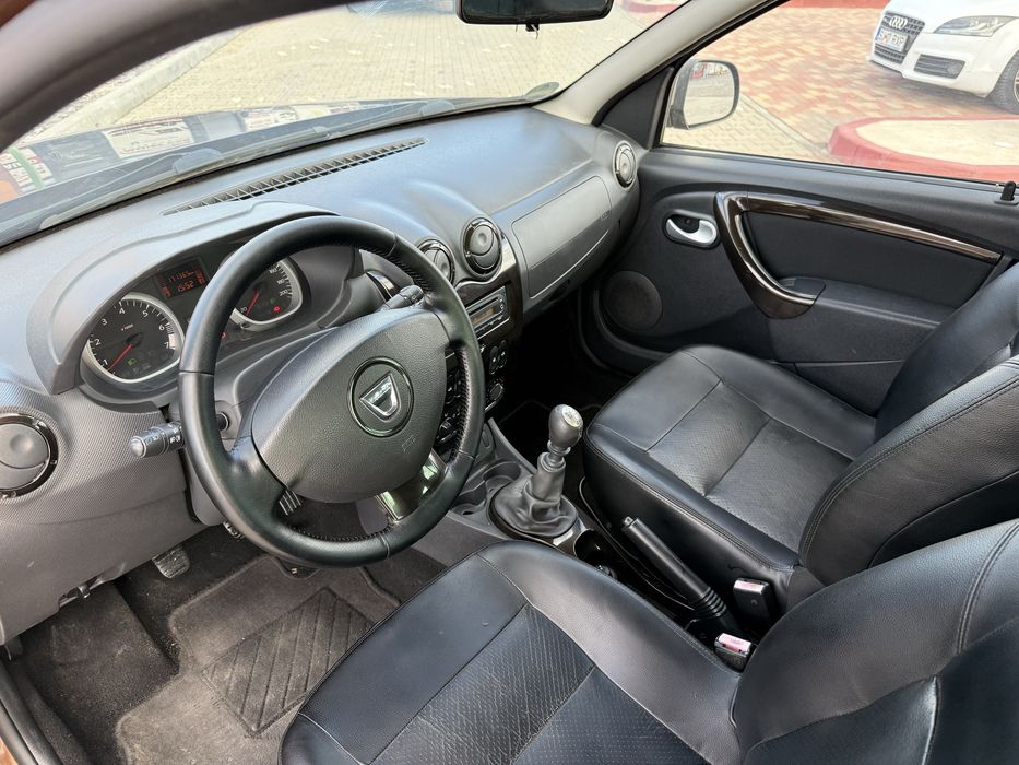 Dacia Duster 4x4 1,6 benzina * Rate * Garantie/Revizie/Livrare