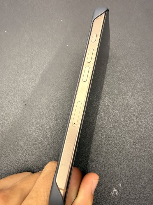 Iphone 16pro 256gb ca nou 100%baterie, garantie 4300ron fix